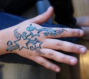 বাচ্চাদের মেহেদী ডিজাইন