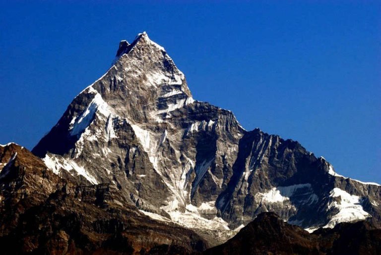 পাহাড় নিয়ে নির্বাচিত সেরা উক্তি সমূহ